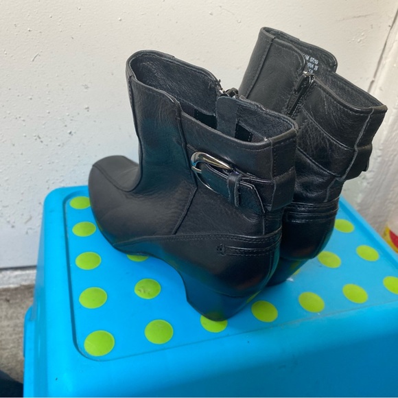 Clarks Artisan Dara 84950 Women’s Black Leather Zip Up Ankle Boots Size 5.5M - Picture 7 of 12